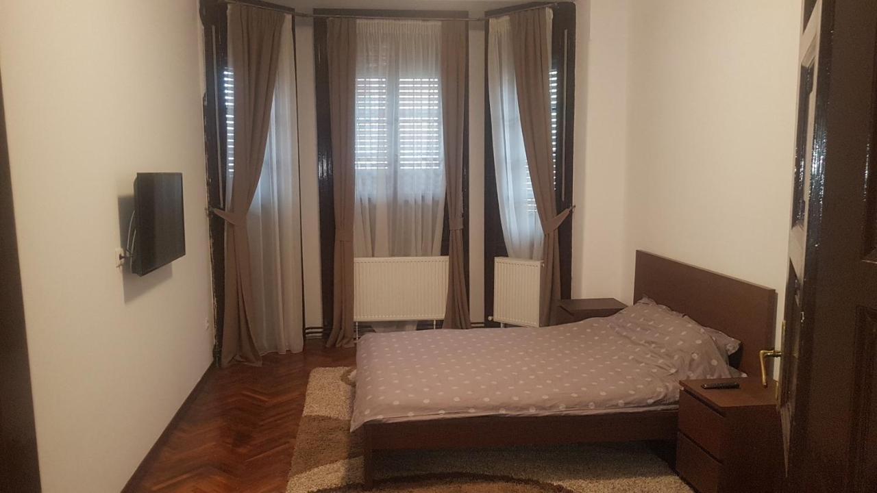 Cosy studio-apartament Gran Varadino Esterno foto